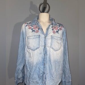 Embroidered Denim Button-Up Shirt Vintage America Blues size M